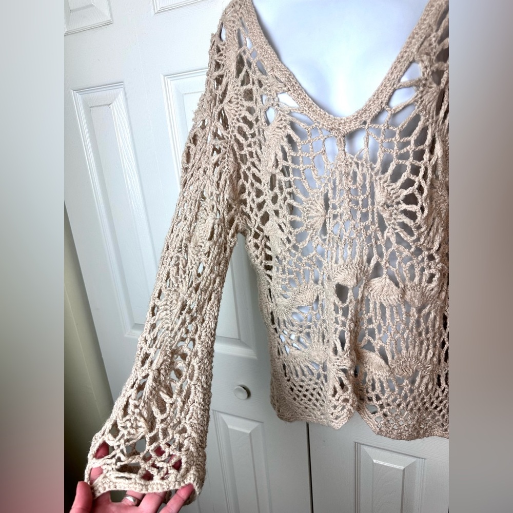FREE PEOPLE Crochet Sweater Tan Beige Open Knit Beach Swimsuit Coverup Bohemian - Picture 4 of 10